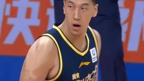 大乐透期号专家质合分析：火车头客场预测